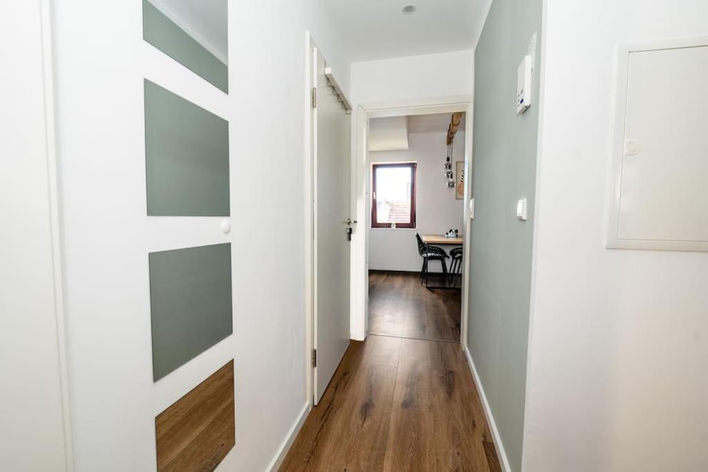 Moderne Maisonette Wohnung Im Fluesseviertel BRE Екстериор снимка