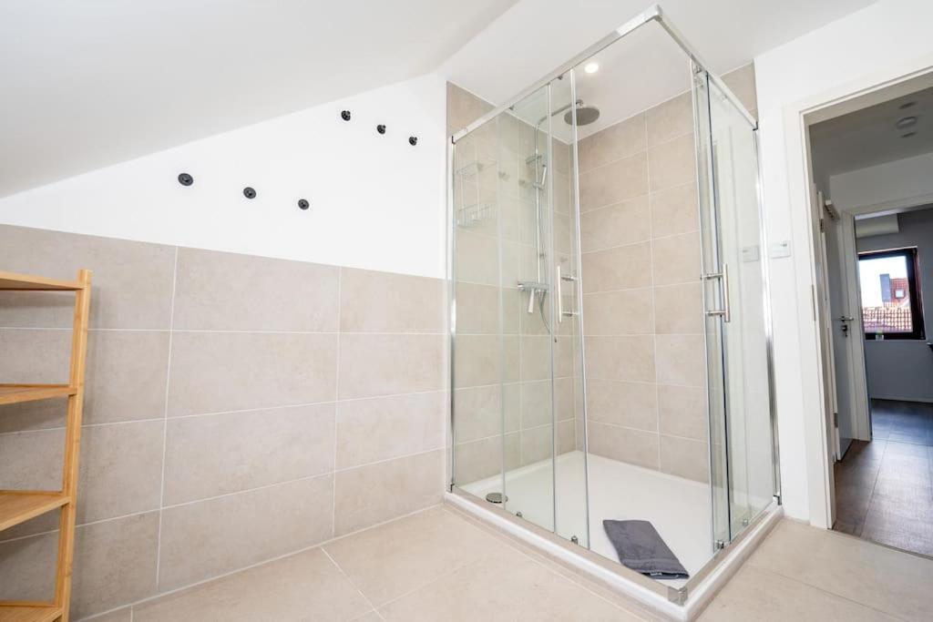Moderne Maisonette Wohnung Im Fluesseviertel BRE Екстериор снимка
